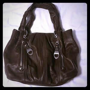 Medium leather purse